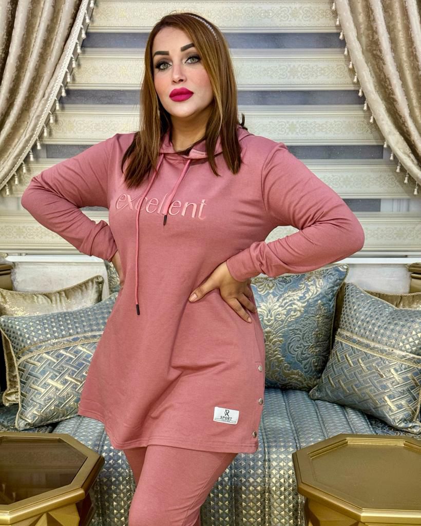 بدلة رياضية نسائية مريحة