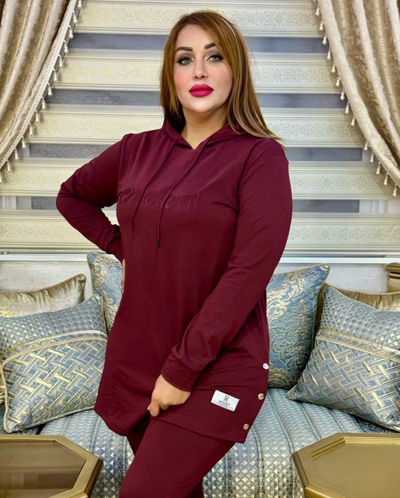 بدلة رياضية نسائية مريحة